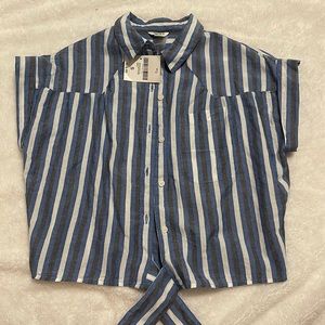 Forever 21 Button up top